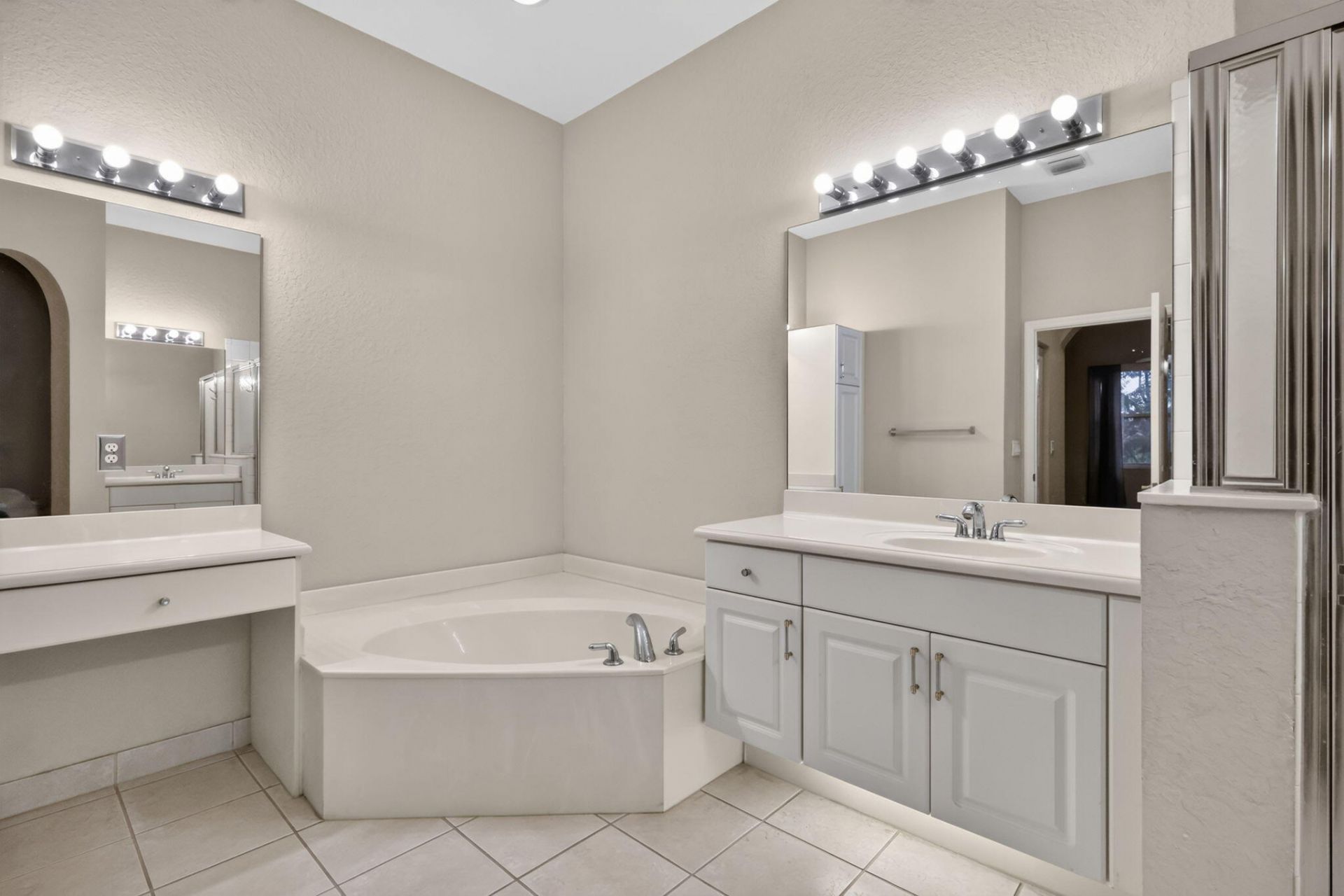2426 Sandy Cay, West Palm Beach, FL 33411 Photo