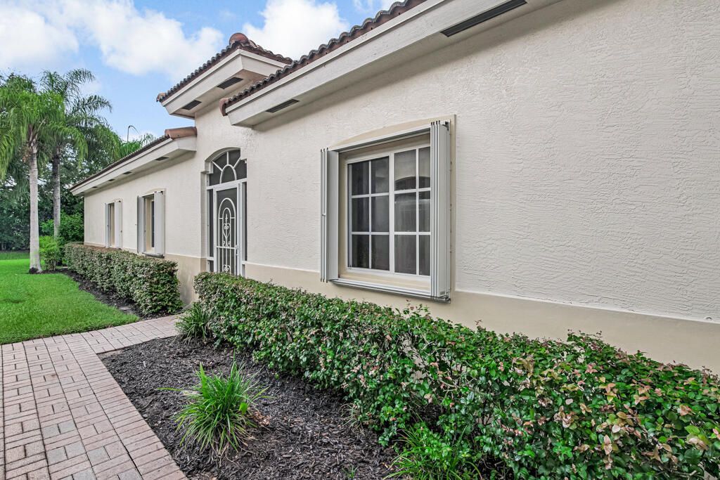 2327 Windjammer Way, West Palm Beach, FL 33411 Photo