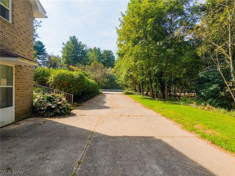 10010 W High Street, Orrville, OH 44667 Photo 10