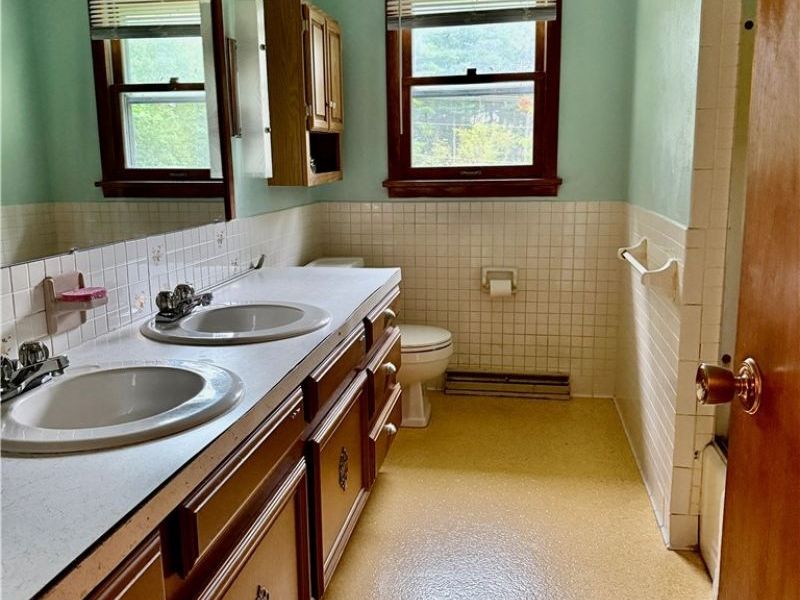 10010 W High Street, Orrville, OH 44667 Photo 6