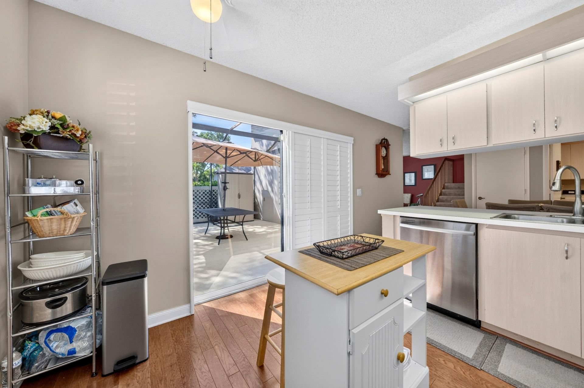 42 Essex Court, Unit B, Royal Palm Beach, FL 33411 Photo