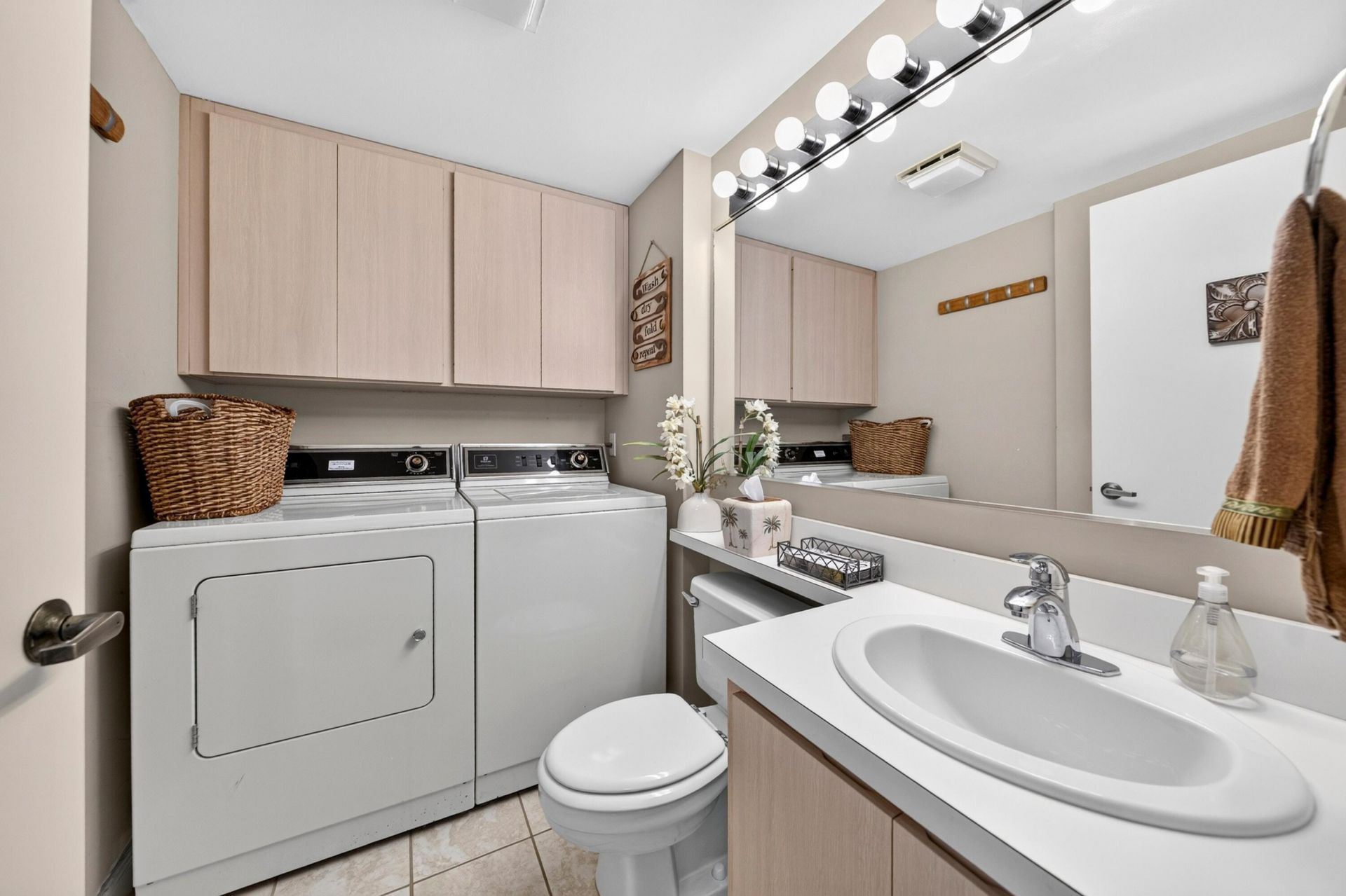 42 Essex Court, Unit B, Royal Palm Beach, FL 33411 Photo
