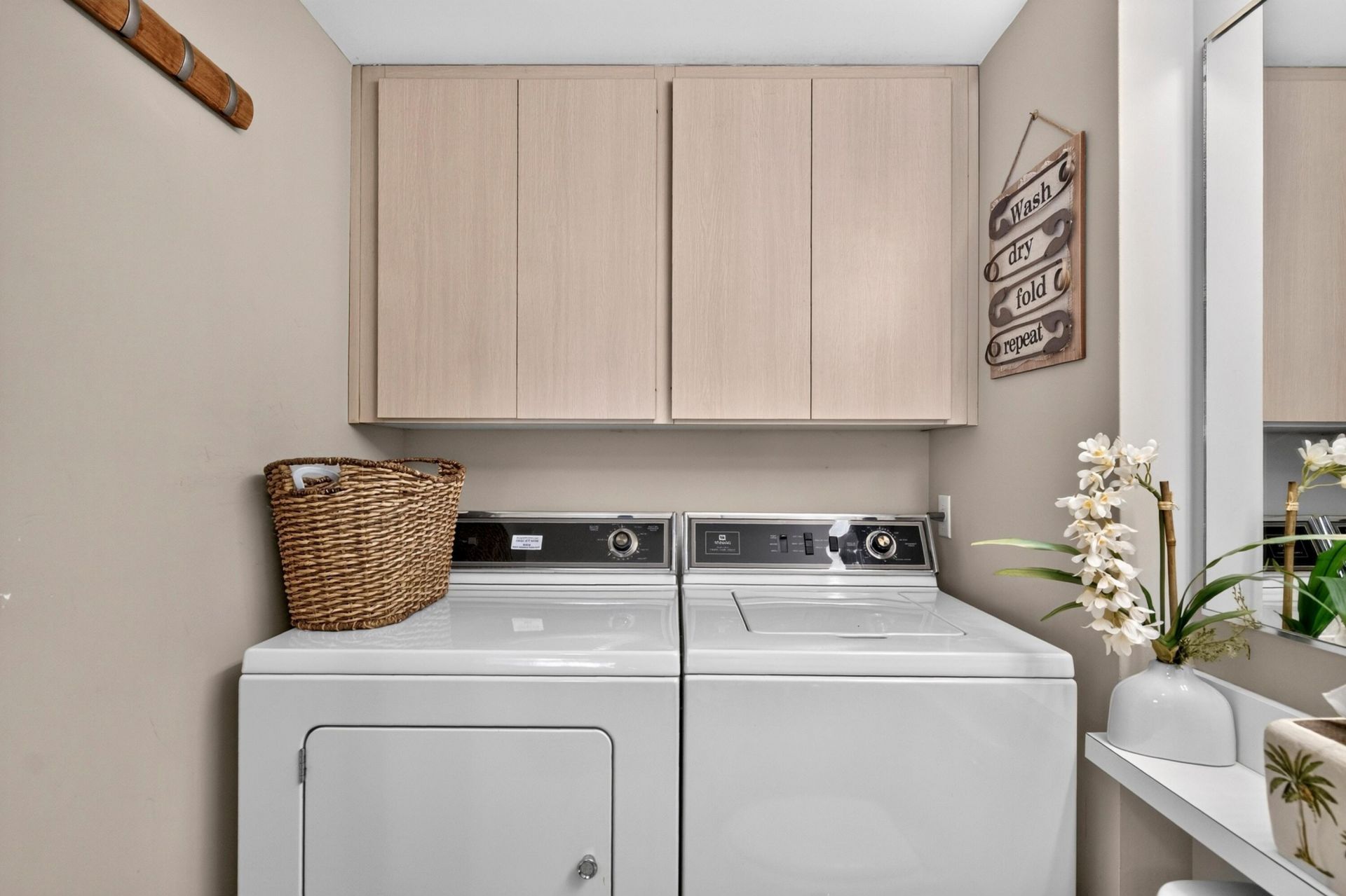 42 Essex Court, Unit B, Royal Palm Beach, FL 33411 Photo