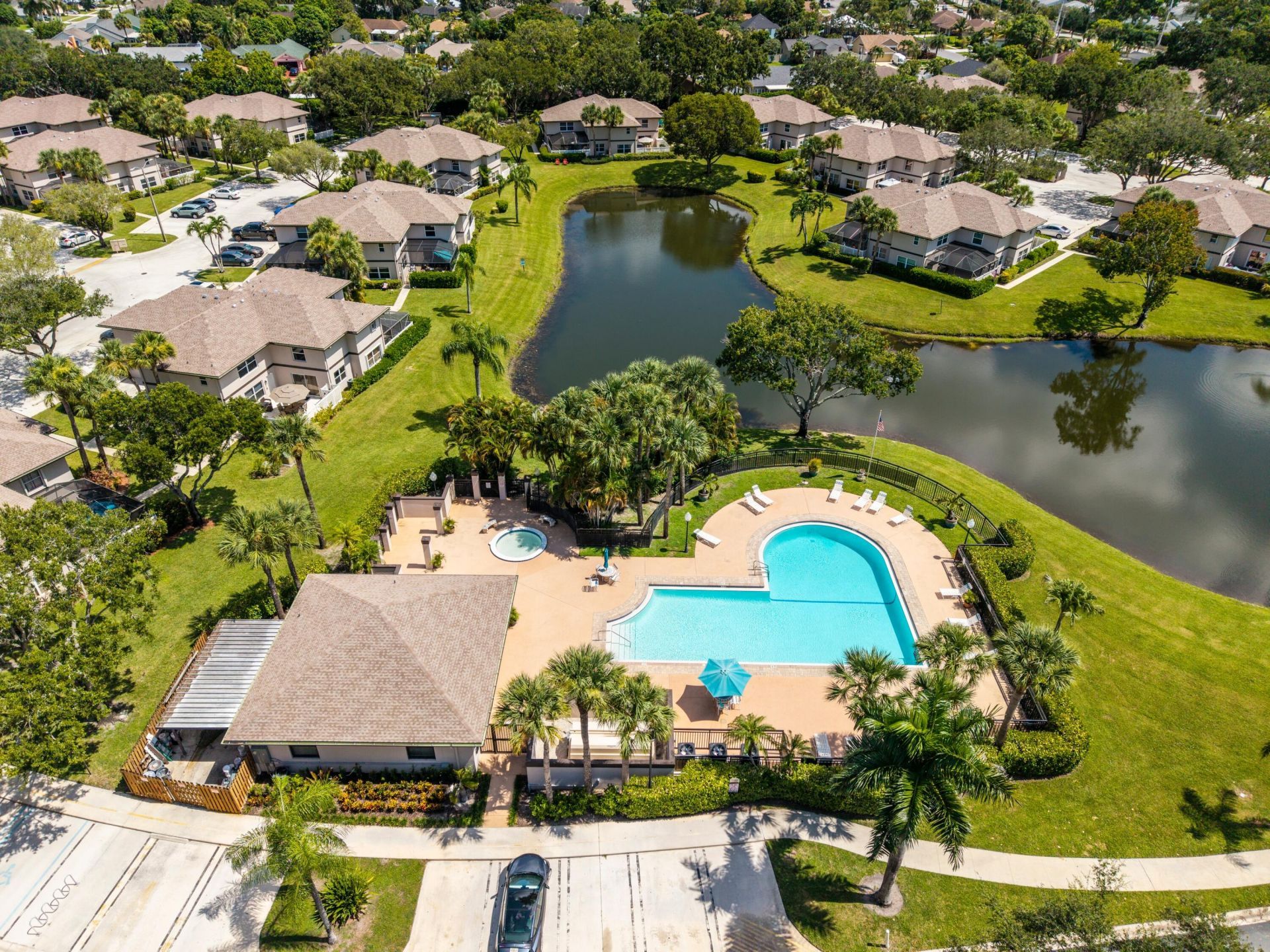 42 Essex Court, Unit B, Royal Palm Beach, FL 33411 Photo