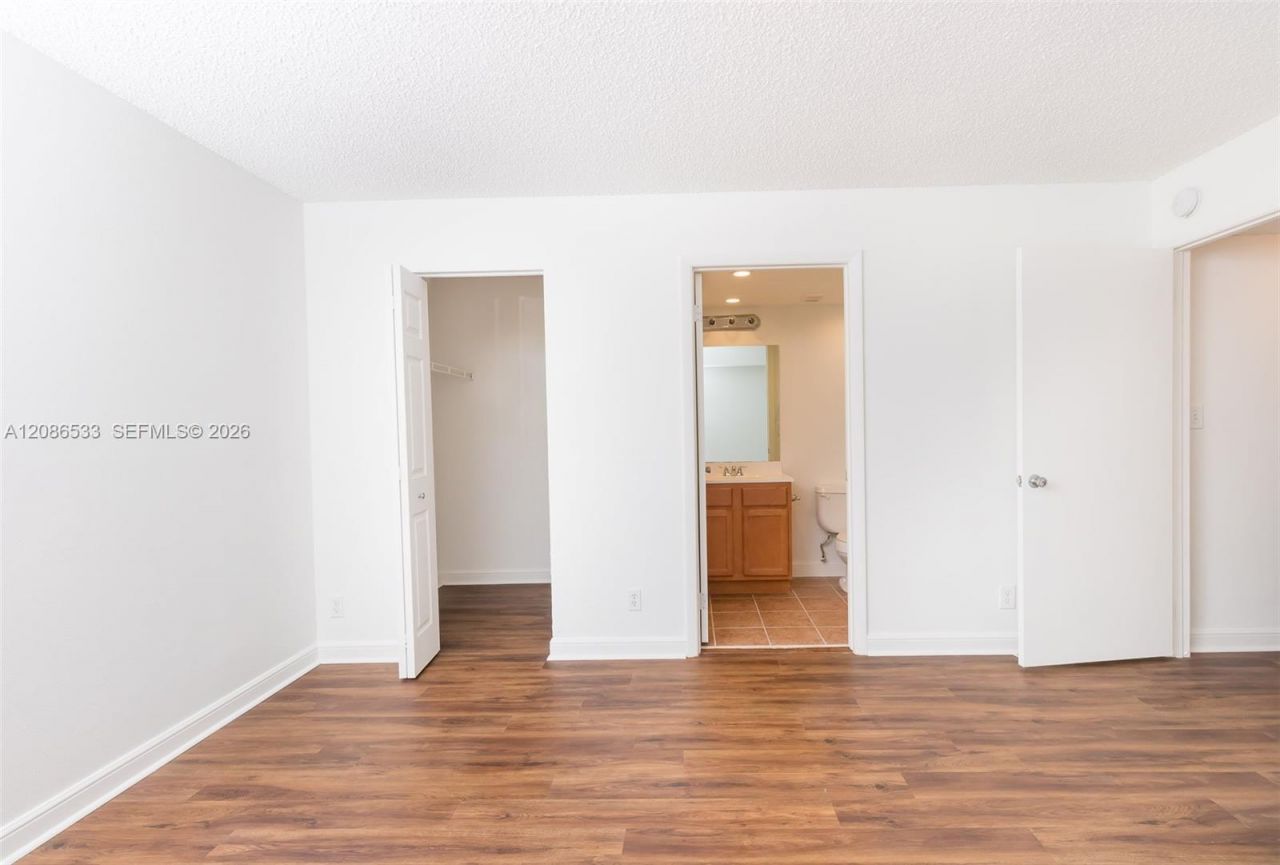 7680 Westwood Dr, Unit 831, Tamarac, FL 33321 Photo