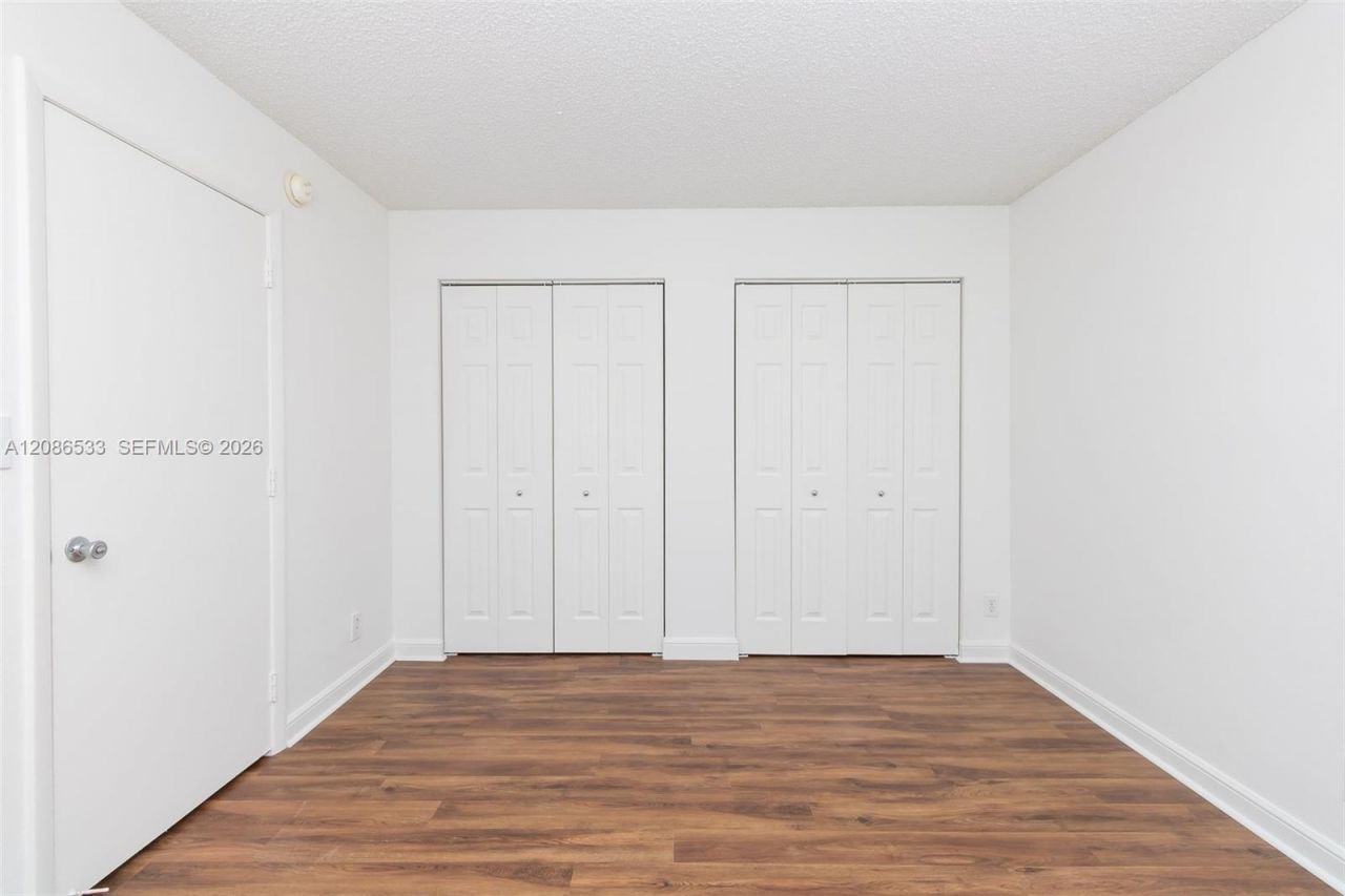 7680 Westwood Dr, Unit 831, Tamarac, FL 33321 Photo