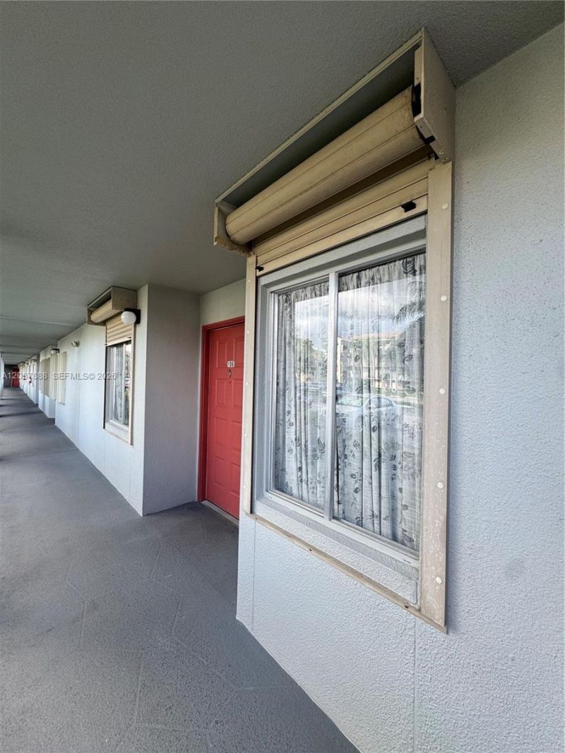 750 SW 138th Ave, Unit 106F, Pembroke Pines, FL 33027 Photo