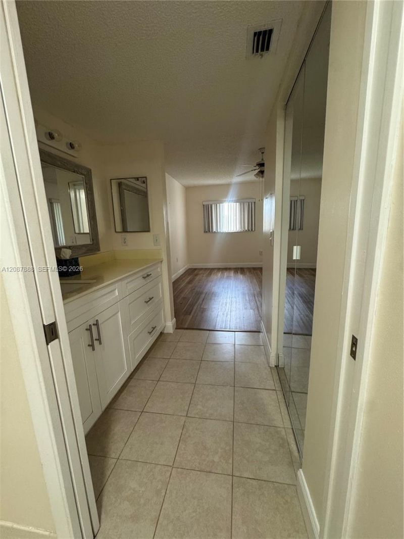 750 SW 138th Ave, Unit 106F, Pembroke Pines, FL 33027 Photo