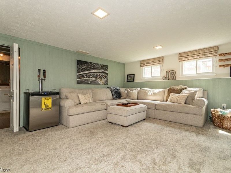 7085 Hoover Drive, Mentor, OH 44060 Photo 38