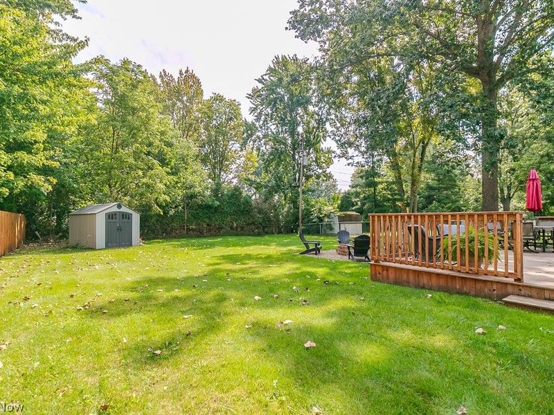 7085 Hoover Drive, Mentor, OH 44060 Photo 4