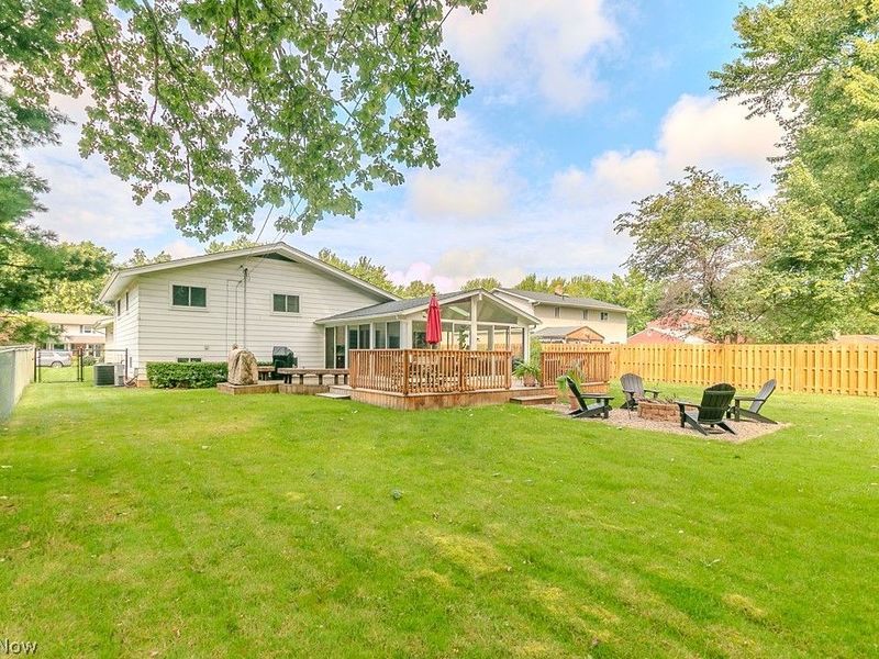 7085 Hoover Drive, Mentor, OH 44060 Photo 6