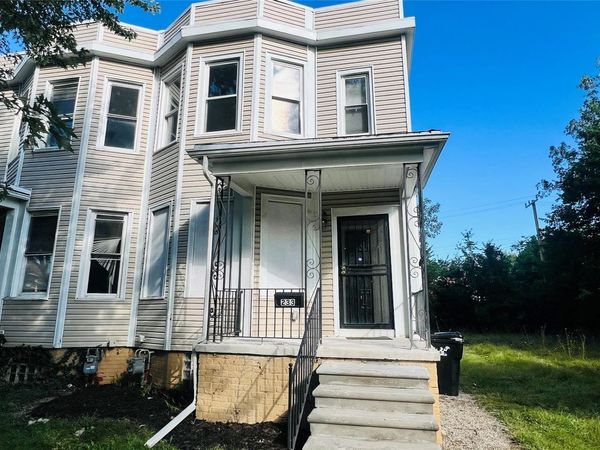 233 Leicester Court, Detroit, Mi 48202
