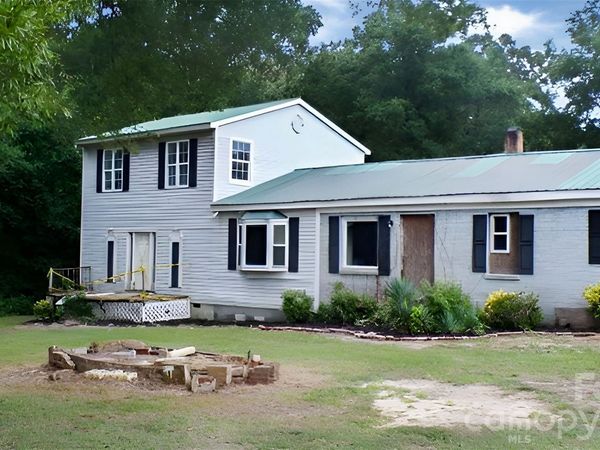 32891 Nc 49 Highway, New London, NC 28127