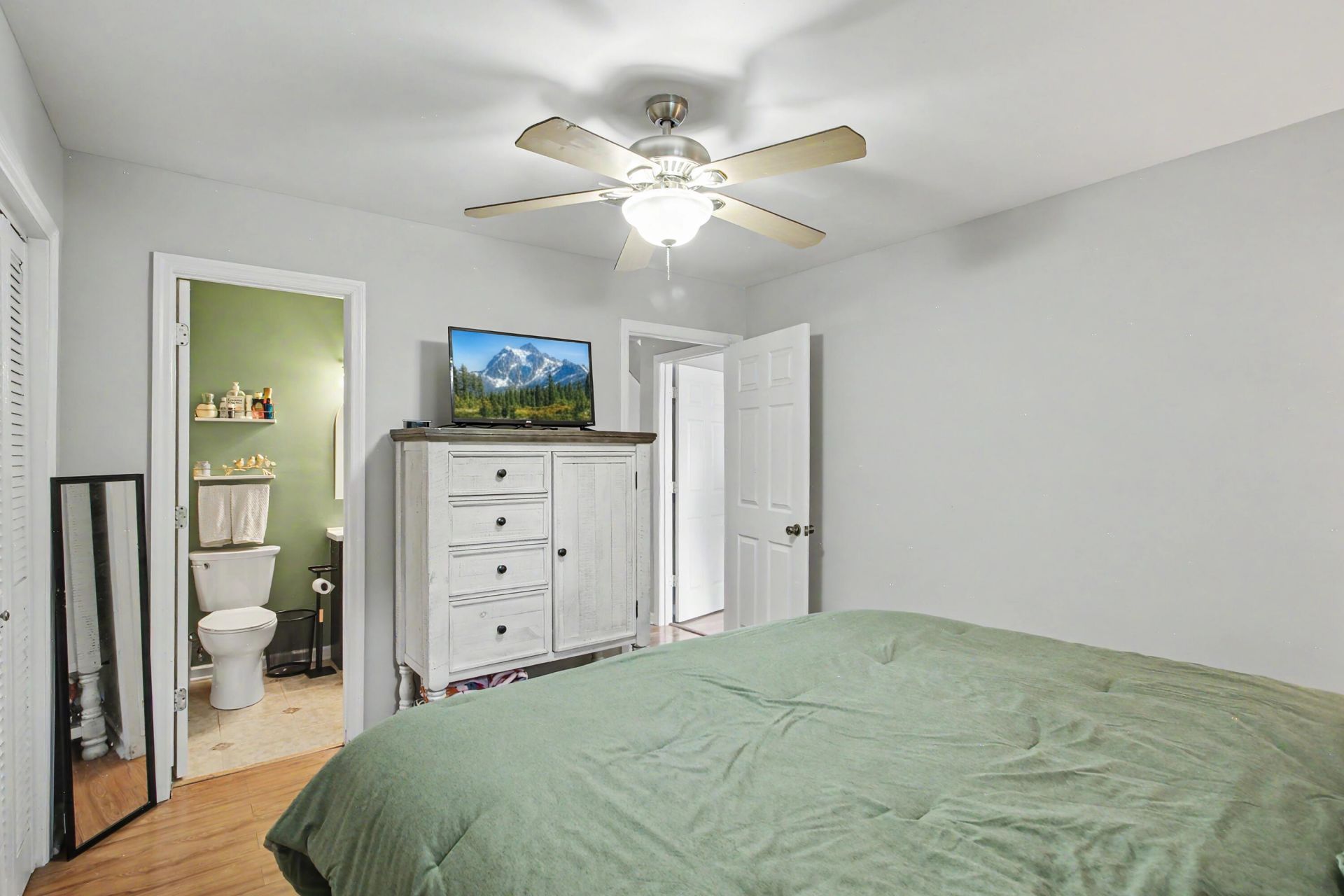6221 Rolling Fork Road Photo 11