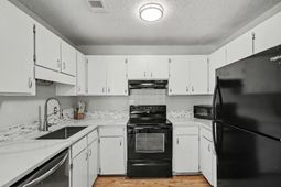 6221 Rolling Fork Road photo 4