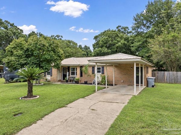 4188 Marcus Ct, Pace, FL 32571