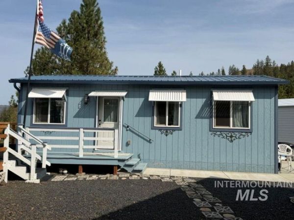 110 & 112 Coda Lane, Kamiah, ID 83536