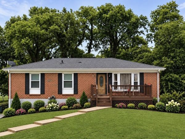 5007 Bonnameade Dr, Hermitage, TN 37076
