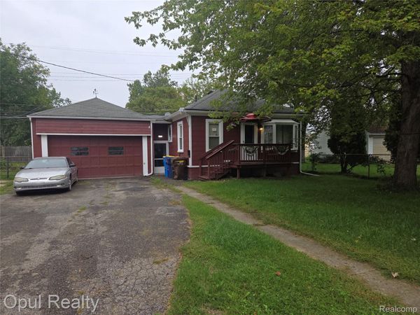35312 Chestnut Street, Wayne, Mi 48184