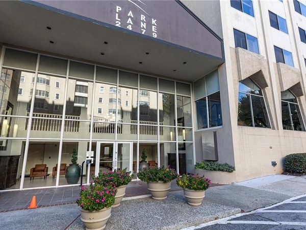 2479 Peachtree Road NE, Unit 1706, Atlanta, GA 30305