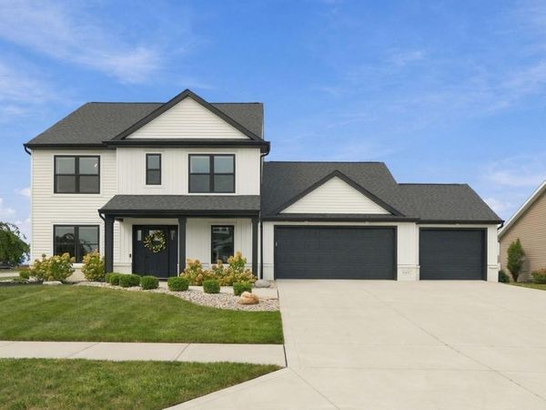 1437 Lavante Cove, Fort Wayne, IN 46818