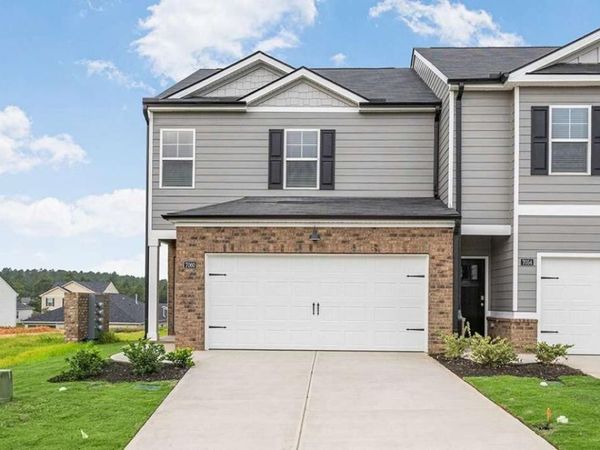 136 Pinemarrow Trail, Stockbridge, GA 30281