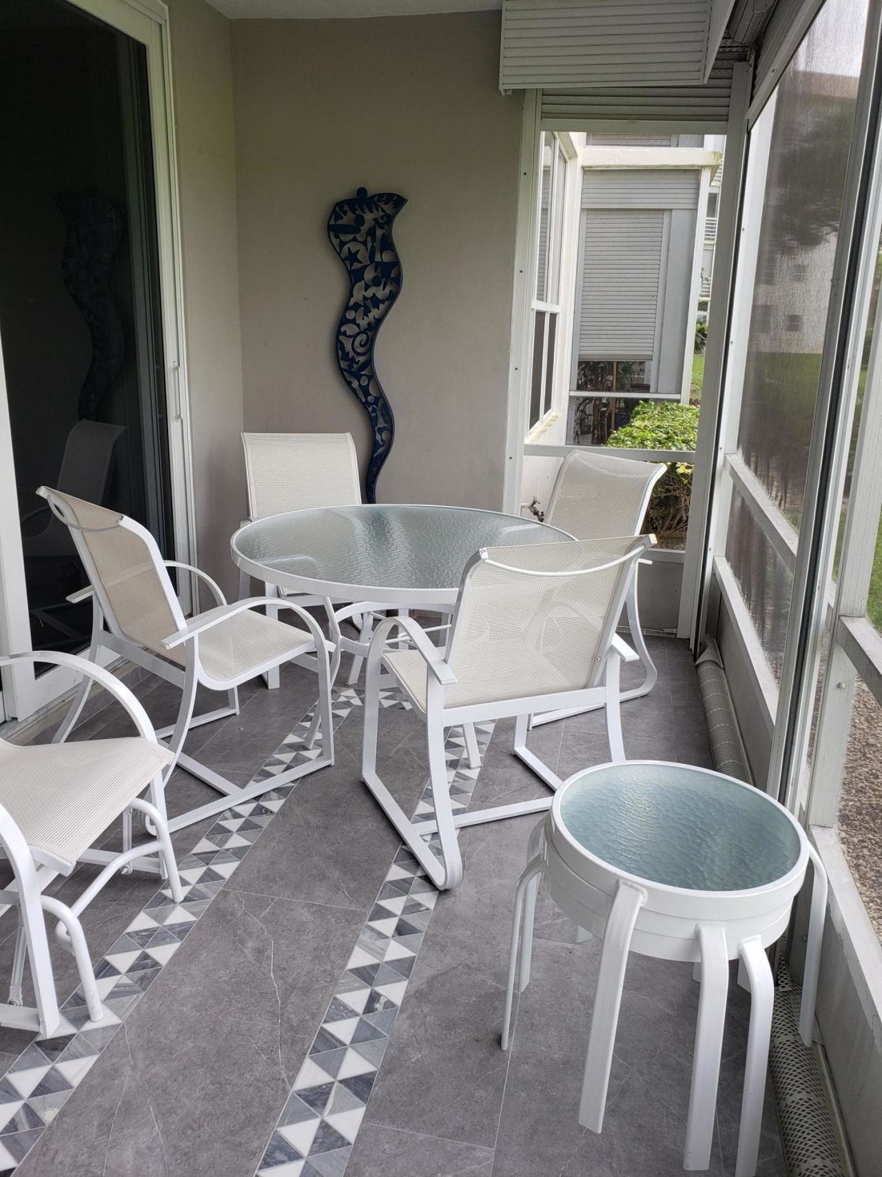 3980 Oaks Clubhouse Drive, Unit 101, Pompano Beach, FL 33069 Photo