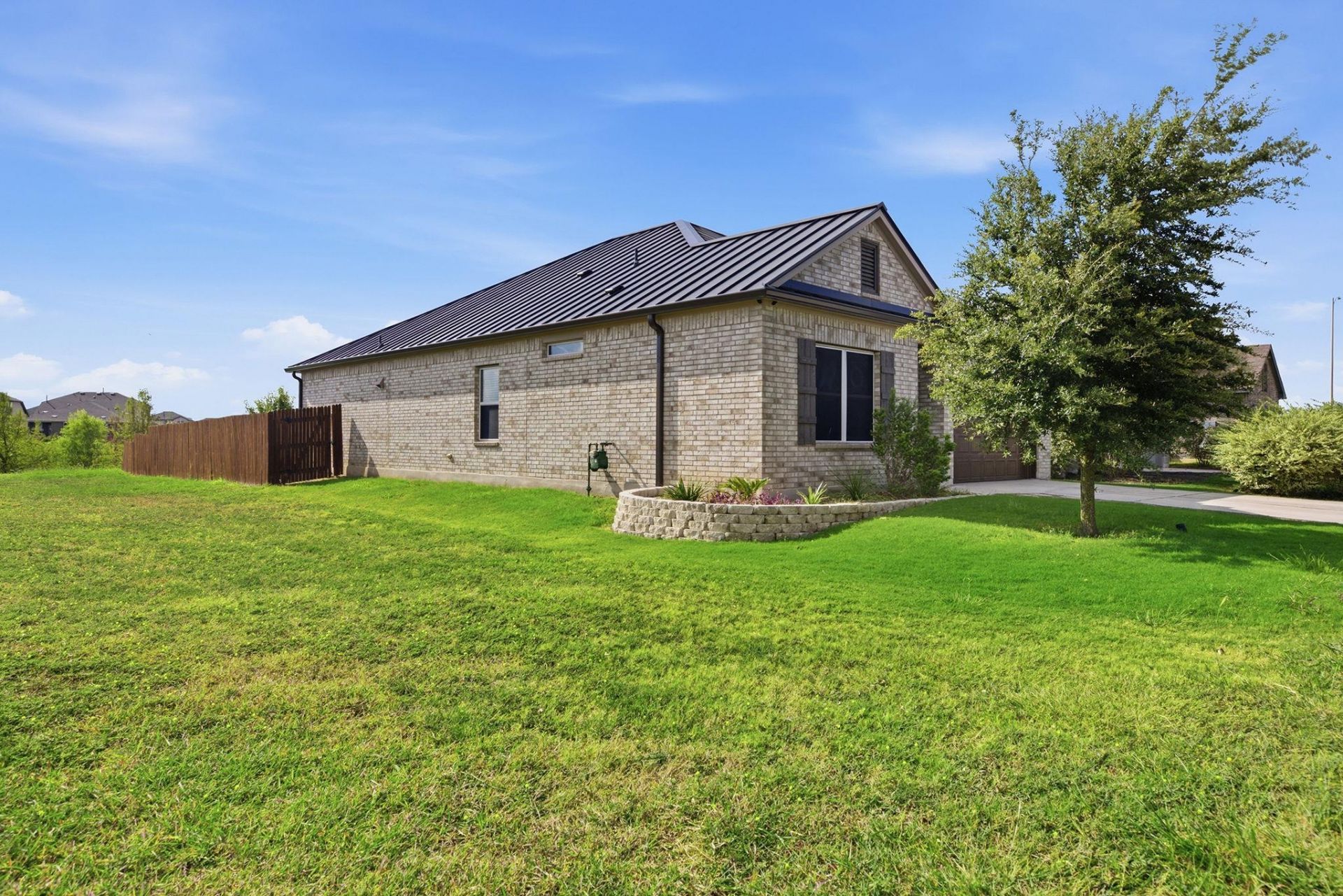 1100 S San Marcos St, Manor, TX 78653 Main Photo