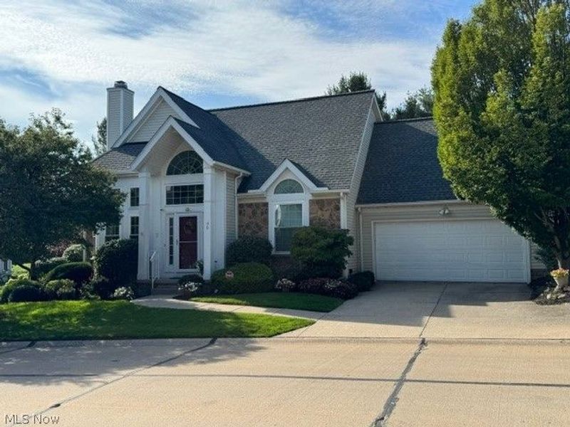 90 W Stonebrooke Drive, Orange Village, OH 44022 Photo 1