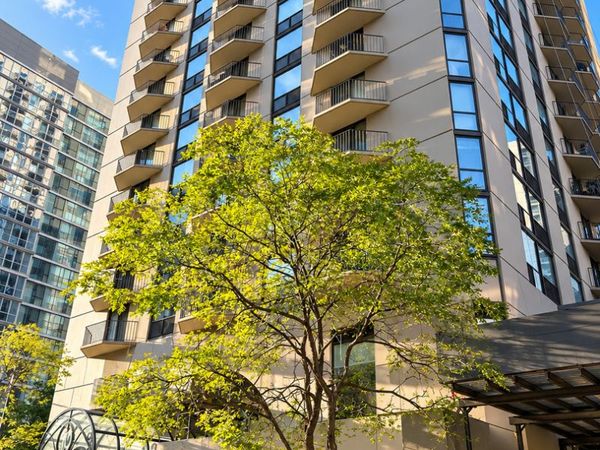 70 W HURON Street , Unit 2610, Chicago, IL 60654