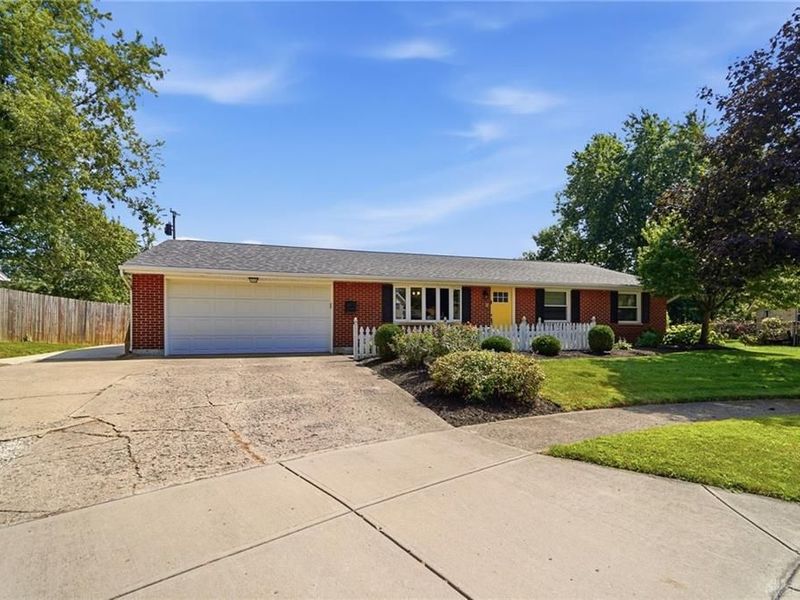 6906 Michelle Place, Clayton, OH 45322 Photo 1