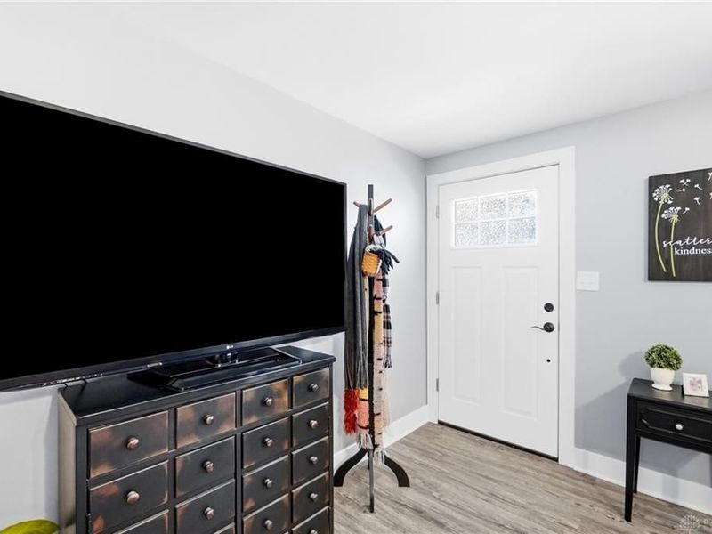6906 Michelle Place, Clayton, OH 45322 Photo 6