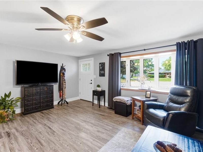6906 Michelle Place, Clayton, OH 45322 Photo 7