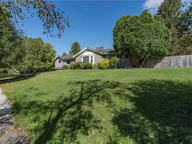 301 Brookford Road, Syracuse, NY 13224