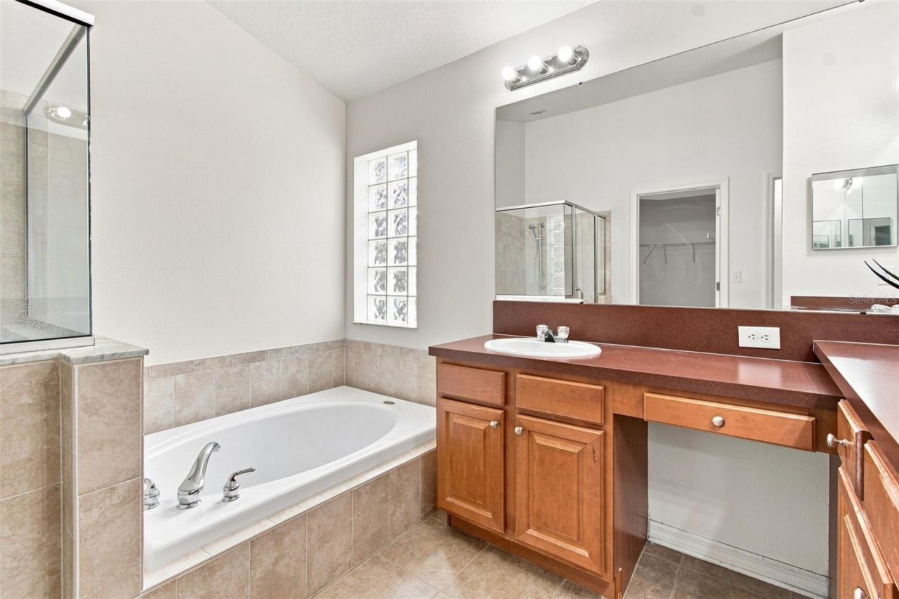 24132 Denali Court, Lutz, FL 33559 Photo