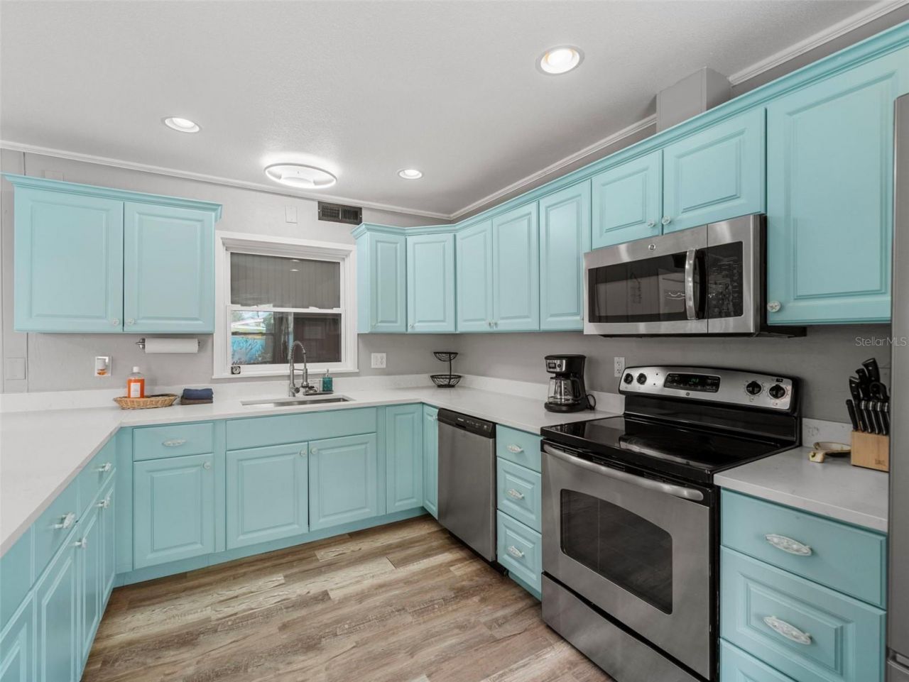 6550 Sabal Drive, Sarasota, FL 34242 Photo