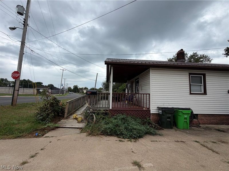 1202 N Uhrich Street, Uhrichsville, OH 44683 Photo 6