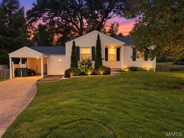 704 Lanvale Drive, St Louis, MO 63119