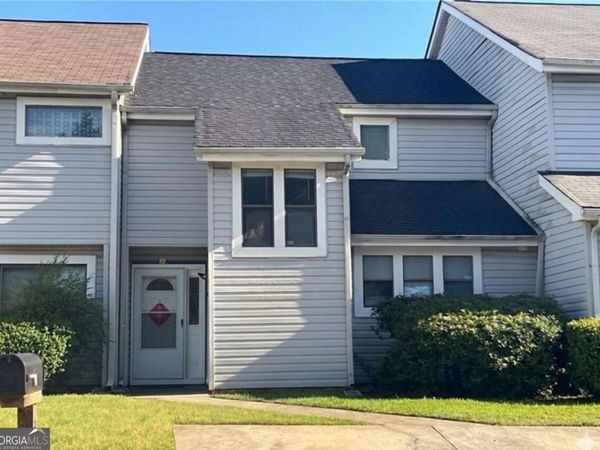 3285 Tennington Pl, Lawrenceville, GA 30044