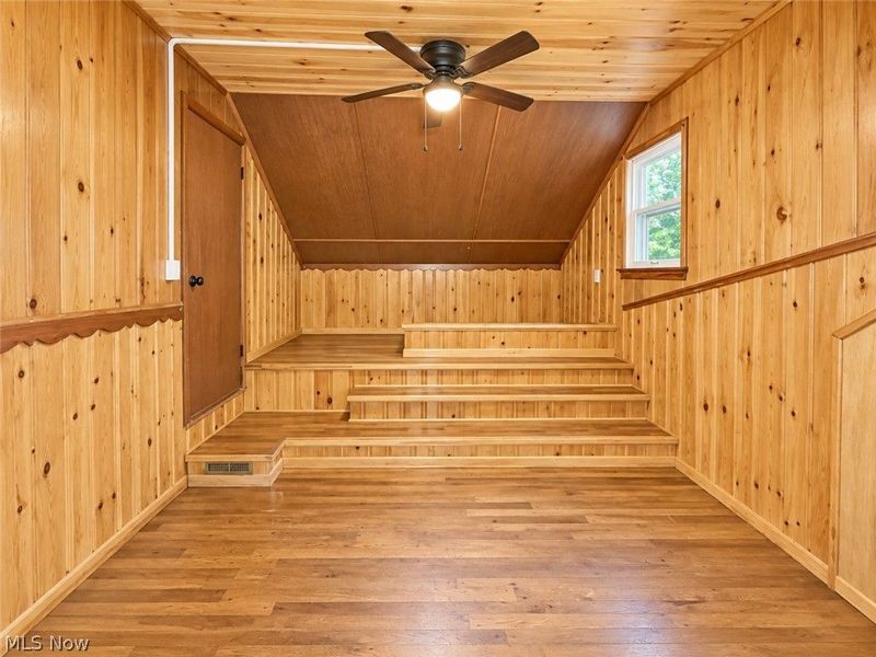 336 Halle Drive, Euclid, OH 44132 Photo 14