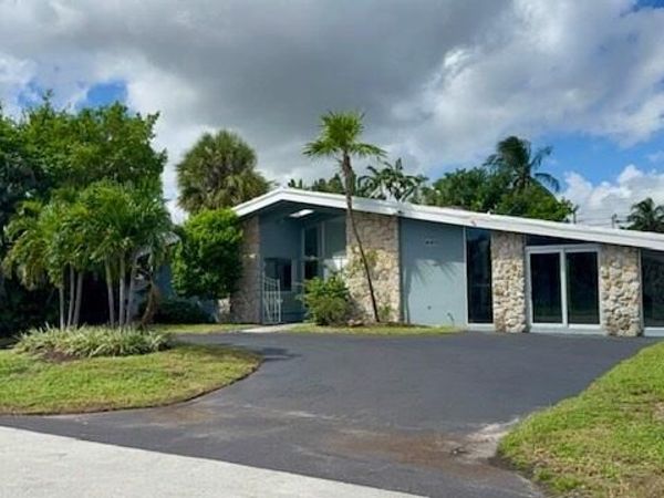 4411 NE 13TH Terrace, Oakland Park, FL 33334