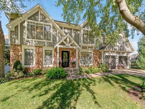 10004 W 123rd Street, Overland Park, KS 66213
