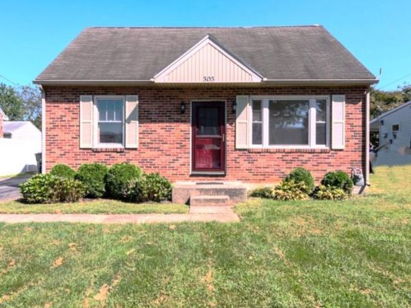 303 GREYSTONE ROAD, YORK, PA 17402