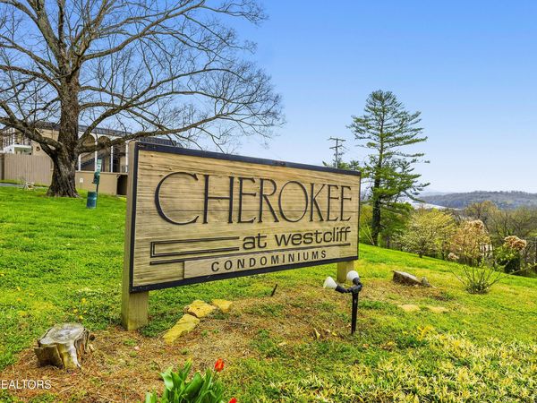 5709 Lyons View Pike, Knoxville, TN 37919