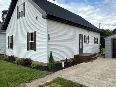 7925 South Street, Conover, OH 45317
