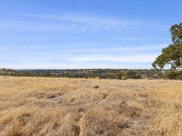 Winter Ln, Loomis, CA 95677