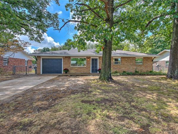 2505 Toni Avenue, Springdale, AR 72762