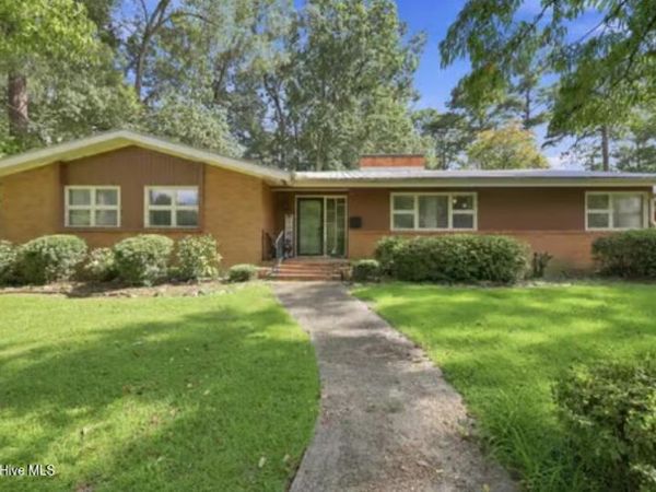 402 E Vance Street , Williamston, NC 27892