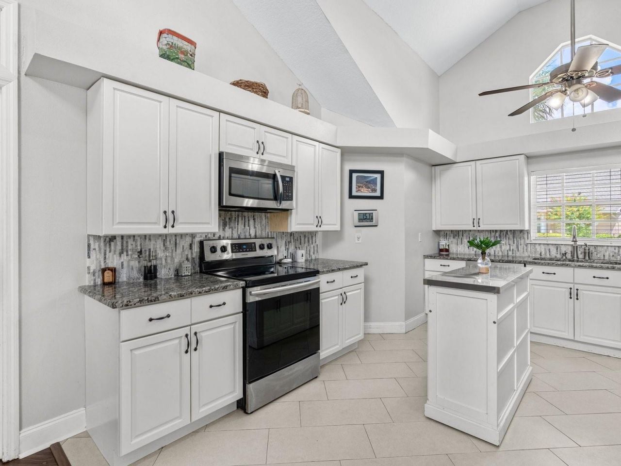 864 Bentley Green Circle, Winter Springs, FL 32708 Photo