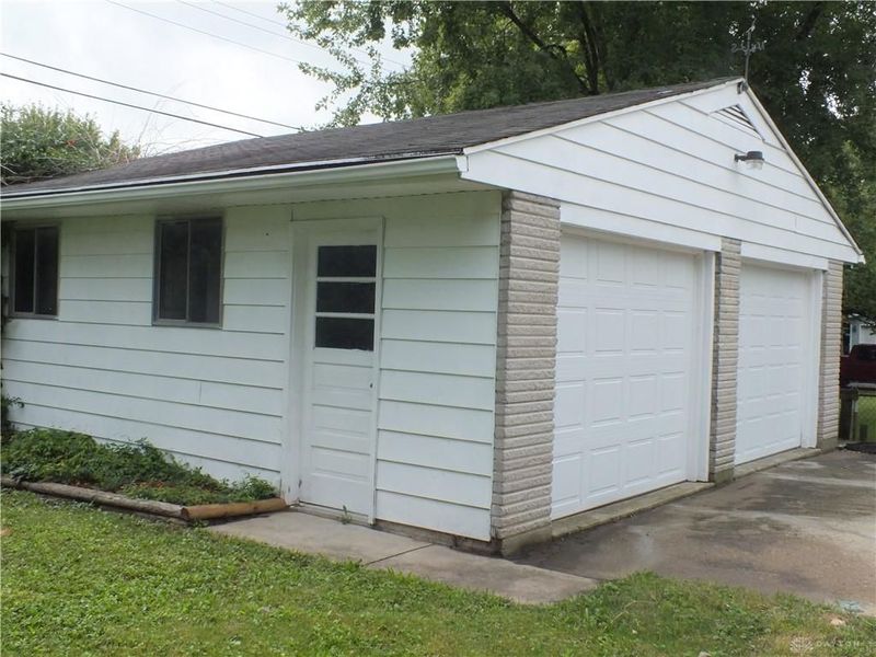 2108 Gipsy Drive, Dayton, OH 45414 Photo 3